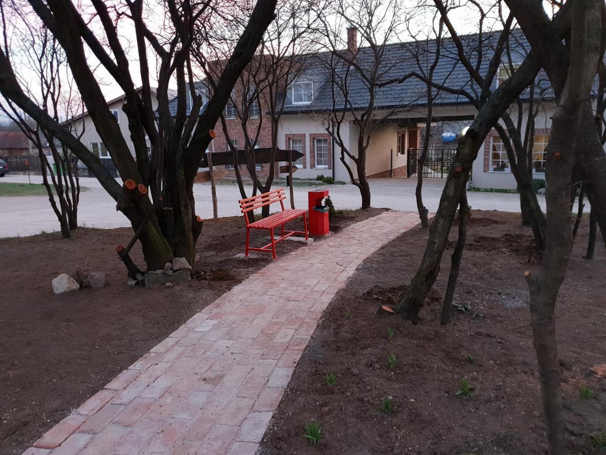 U Durkovych Guest House Zabokreky Nad Nitrou Exterior photo
